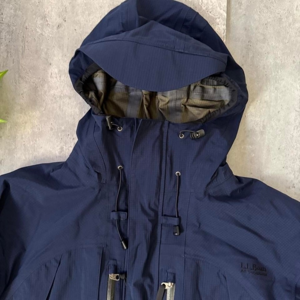Vintage L.L.Bean Gore-Tex All Conditions Jacket Navy blue jacket - Picture 3 of 8